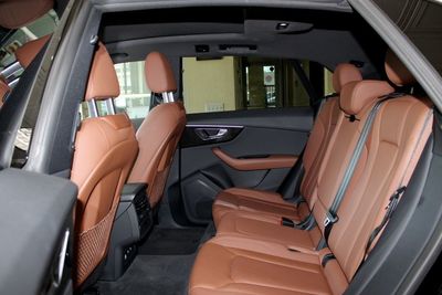 2019 Audi Q8 PREMIUM PREMIUM