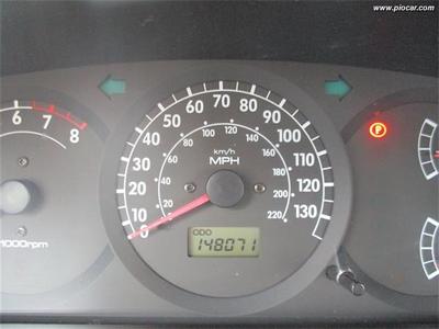 2003 Kia Spectra LS Sedan