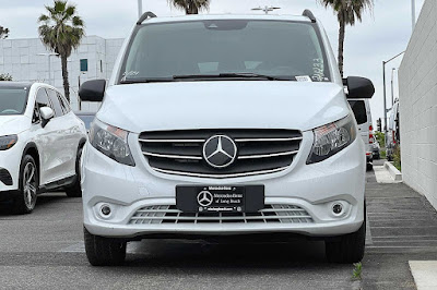 2023 Mercedes-Benz Metris Passenger