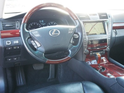 2007 Lexus LS 460 Sedan