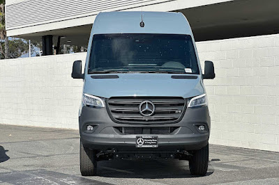 2024 Mercedes-Benz Sprinter 2500 Cargo 144 WB