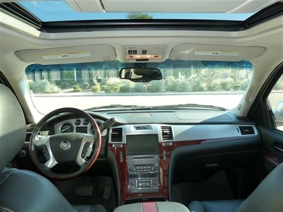 2010 Cadillac Escalade ESV Luxury SUV