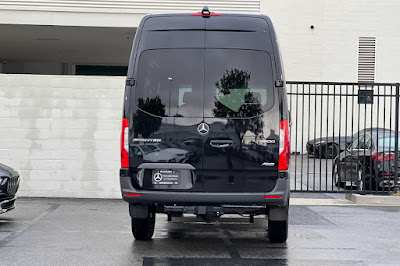 2024 Mercedes-Benz Sprinter 2500 Cargo 170 WB