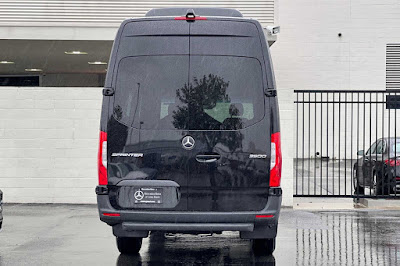 2024 Mercedes-Benz Sprinter 3500 Cargo 170 WB