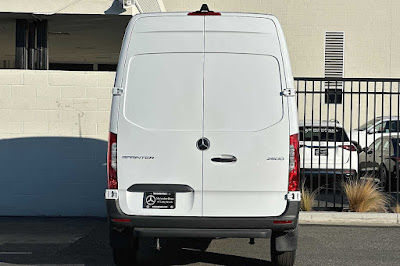 2024 Mercedes-Benz Sprinter 2500 Cargo 144 WB