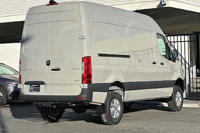 2024 Mercedes-Benz Sprinter 2500 Cargo 144 WB