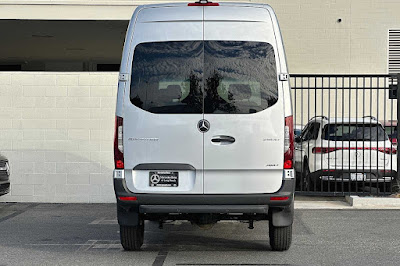 2024 Mercedes-Benz Sprinter 2500