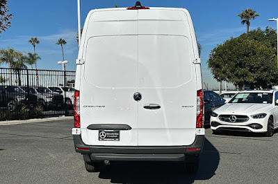 2024 Mercedes-Benz Sprinter 3500 Cargo 170 WB