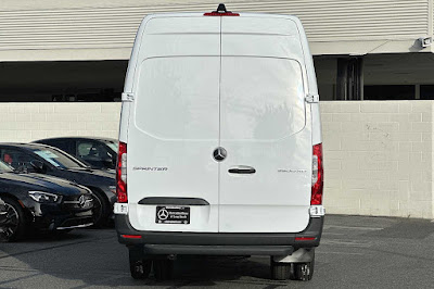 2024 Mercedes-Benz Sprinter 3500 Cargo 170 WB