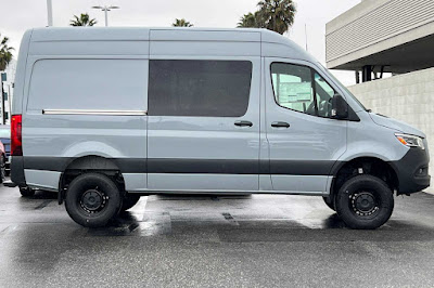 2024 Mercedes-Benz Sprinter 2500