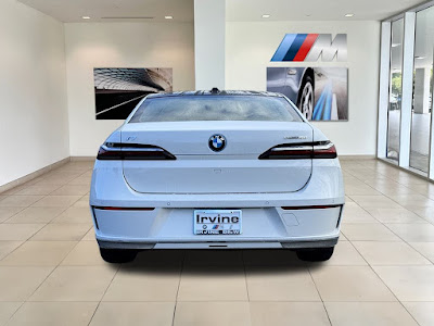 2024 BMW i7