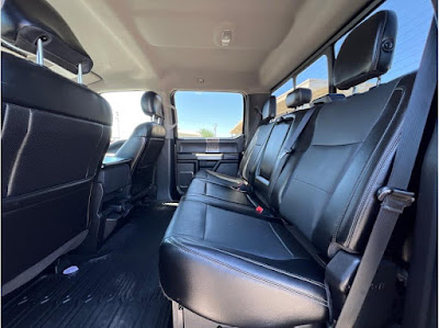 2018 Ford F250 Super Duty Crew Cab Lariat Pickup 4D 6 3/4 ft