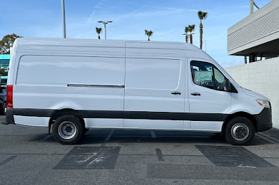 2024 Mercedes-Benz Sprinter 3500 Cargo 170 WB