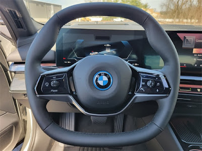 2024 BMW i5