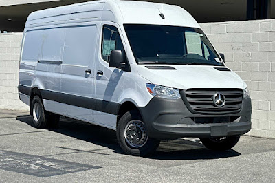 2024 Mercedes-Benz Sprinter 3500 Cargo 170 WB