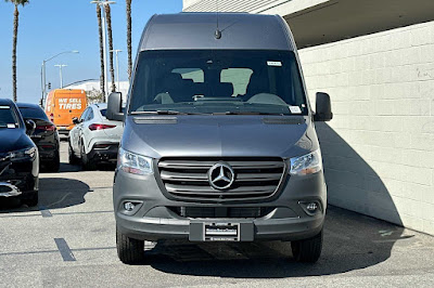 2024 Mercedes-Benz Sprinter 2500 Passenger 144 WB