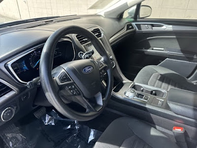 2019 Ford Fusion SE AUTOMATIC! FUEL SAVER!