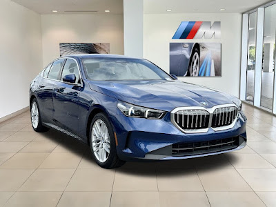 2024 BMW 5 Series 530i