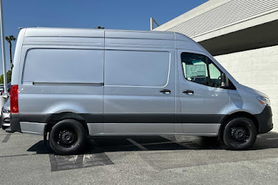 2024 Mercedes-Benz Sprinter 2500 Cargo 144 WB