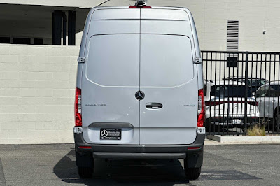 2024 Mercedes-Benz Sprinter 2500 Cargo 144 WB