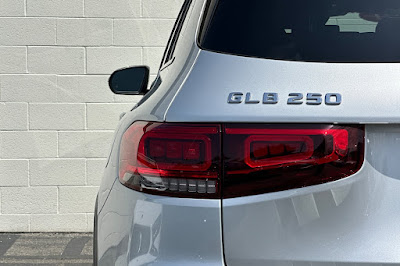 2021 Mercedes-Benz GLB GLB 250