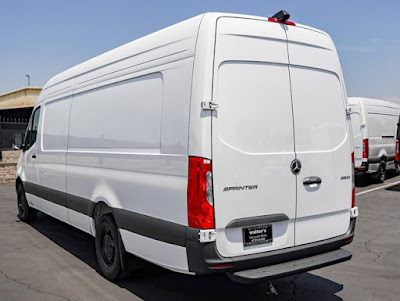 2024 Mercedes-Benz Sprinter Cargo Van