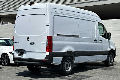 2024 Mercedes-Benz Sprinter 3500 Cargo 144 WB