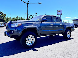 2022 Toyota Tacoma 4WD SR