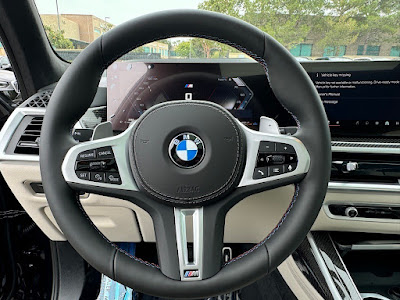 2025 BMW X7 M60i