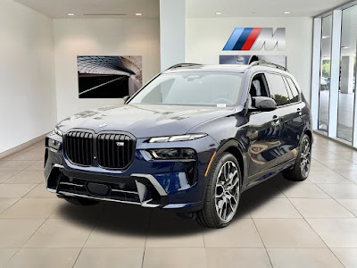 2025 BMW X7 M60i