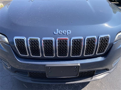 2019 Jeep Cherokee 4WD Latitude