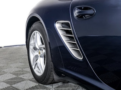 2012 Porsche Boxster w/6-speed manual transmission
