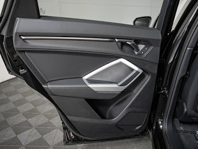 2024 Audi Q3 S line Premium