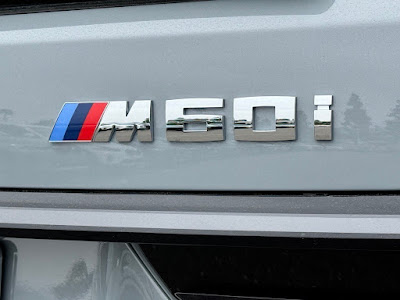 2025 BMW X7 M60i