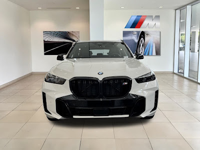 2025 BMW X5 M60i