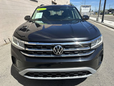 2021 Volkswagen Atlas 3.6L V6 SE w/Technology! ONE OWNER!