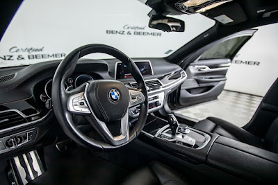 2019 BMW 7 Series 740i