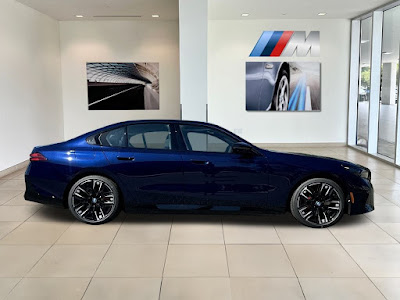 2024 BMW 5 Series i5 M60