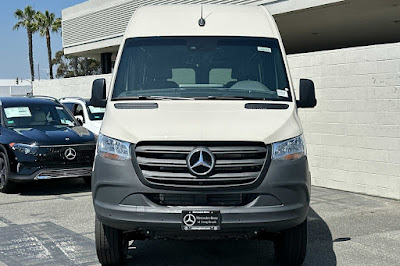 2024 Mercedes-Benz Sprinter 2500 Cargo 170 WB