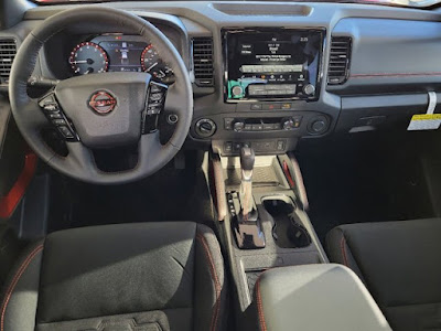 2024 Nissan Frontier Crew Cab 4x4 PRO-4X