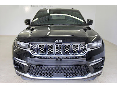 2022 Jeep Grand Cherokee Summit