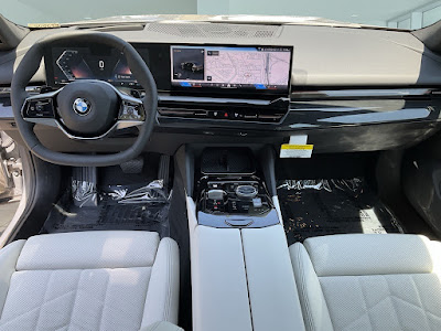 2024 BMW 5 Series 530i