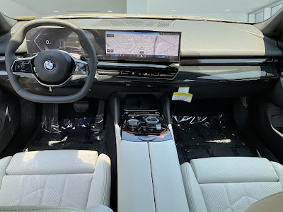 2024 BMW 5 Series 530i