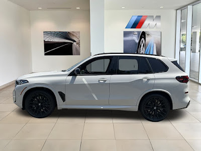 2025 BMW X5 M60i