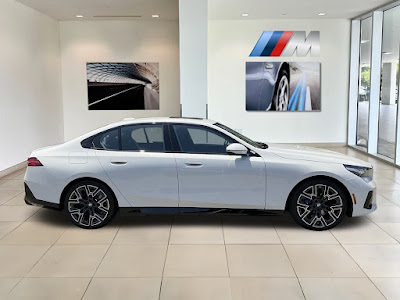 2024 BMW 5 Series 530i