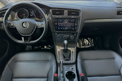 2018 Volkswagen Golf TSI SE 4-Door