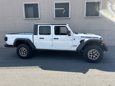 2024 Jeep Gladiator