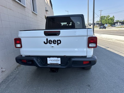 2024 Jeep Gladiator