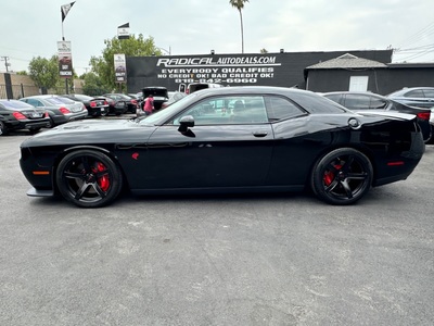 2015 Dodge Challenger SRT Hellcat RWD