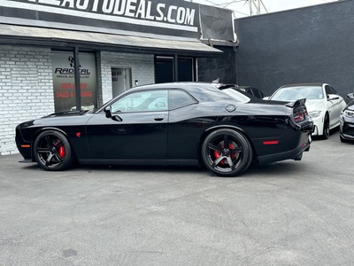 2015 Dodge Challenger SRT Hellcat RWD